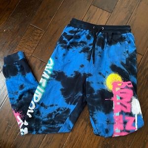 fashionnova tie dye graphic detail jogger